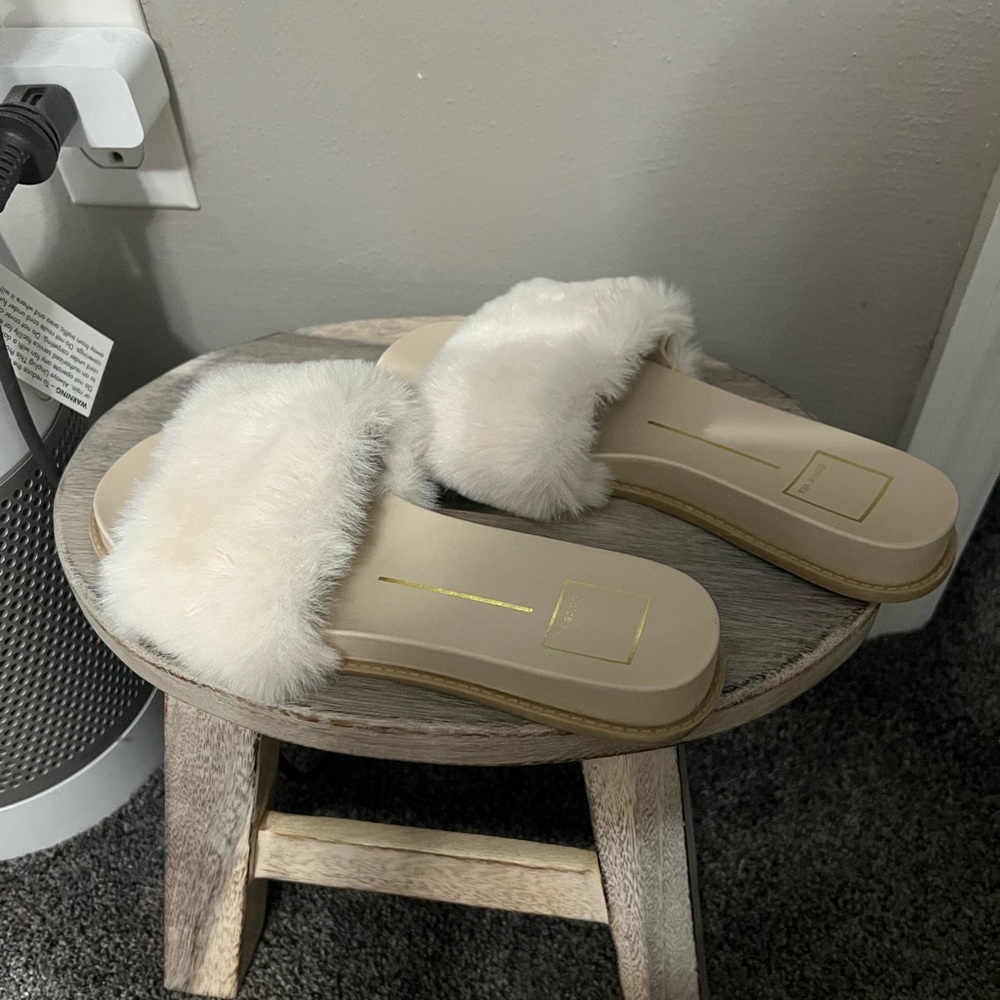 Dolce Vita Sherling Slides